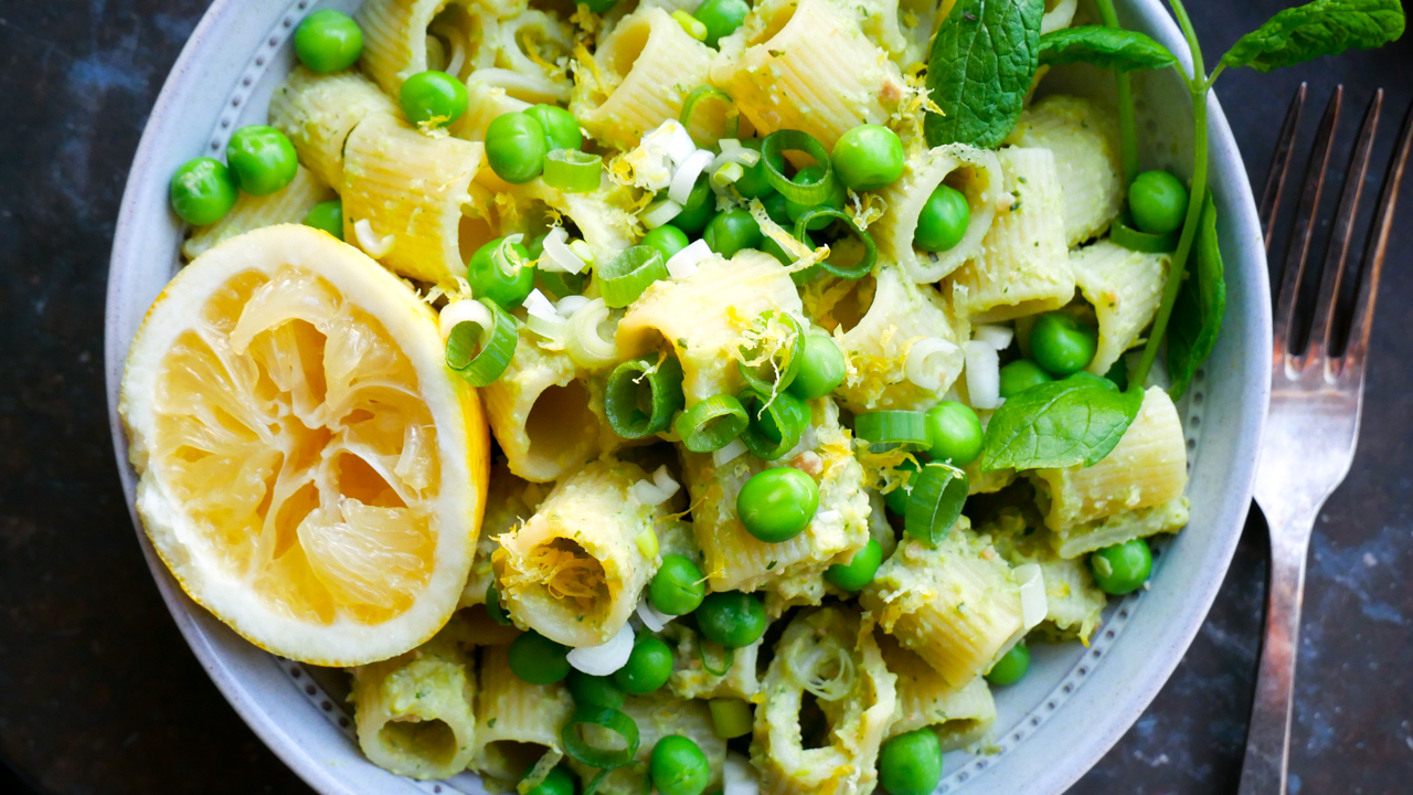 Pasta med syrlig ärtpesto & mynta - Vegokäk